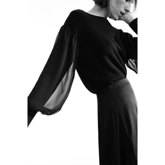 Club Monaco Quine Black Chiffon Boat Neck Sweater L - Picture 1 of 5